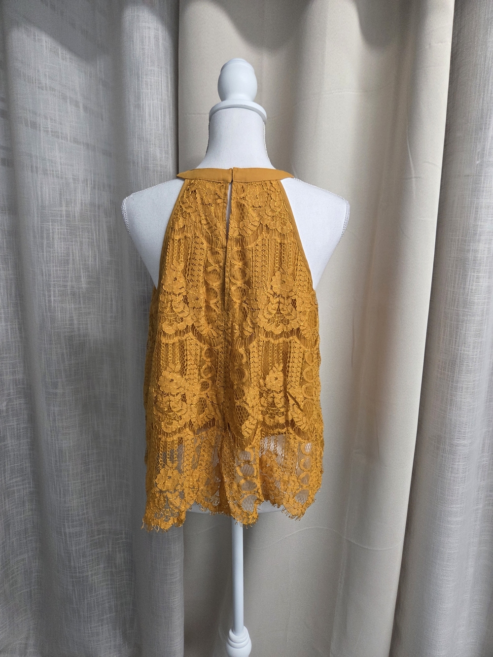 Paper Crane Mustard Lace Halter Festival Summer Size L - Picture 2 of 5